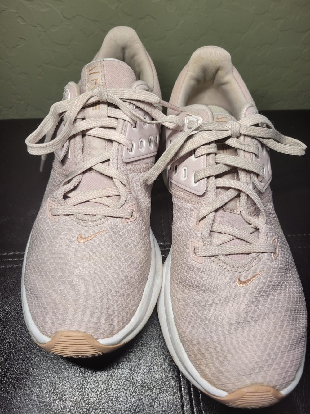 Nike Air Max Bella TR 4 CW3398-600 Athletic Shoes Womens Size 8